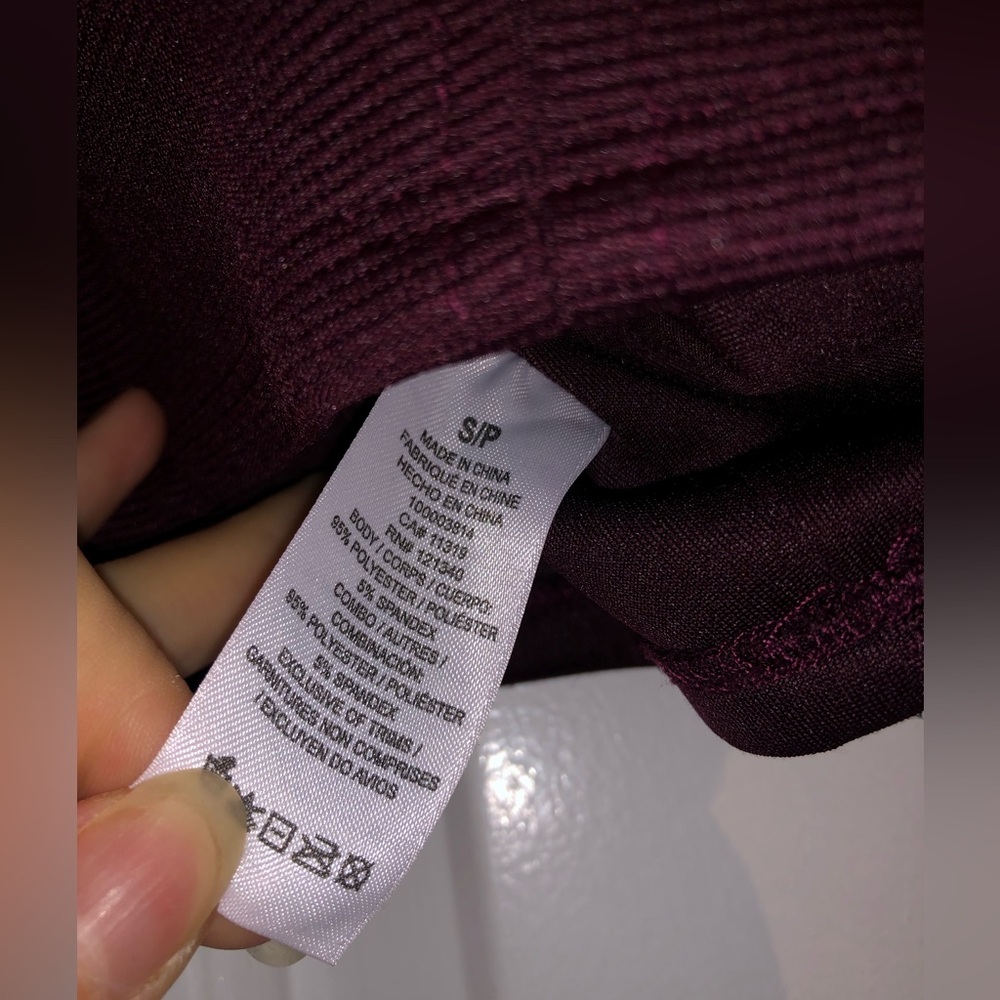 NWOT Dynamite Deep Burgundy Crop Top - Small - Picture 6 of 7